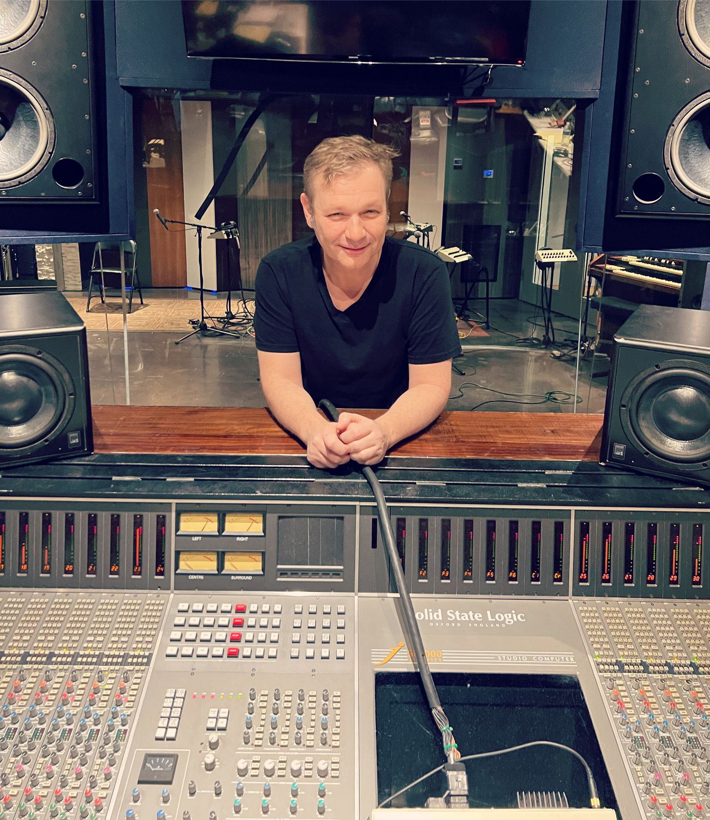 Mathias Roska im Studio an der Konsole